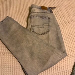 American Eagle Mom Jeans